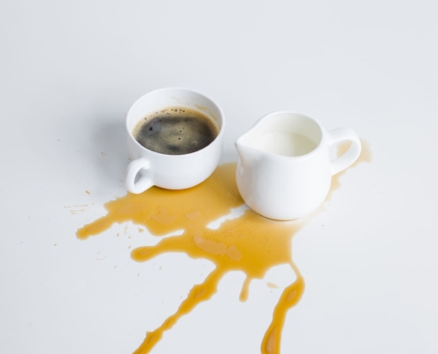 taches de café
