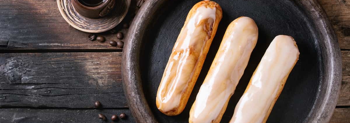 éclair au café