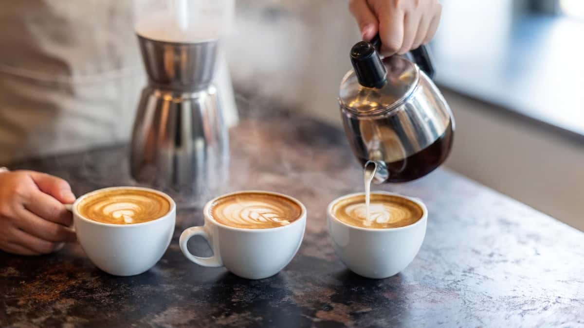 Techniques de moussage du lait pour un café machine espresso