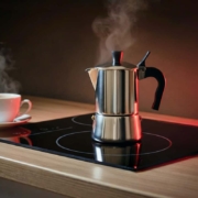 1-cafe-svp-cafetiere-italienne-induction Cafetière italienne à induction