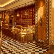 Bacha Coffee Paris Champs-Élysées