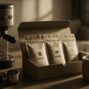 Abonnement café en grains, moulu ou capsules : avantages, pièges et bons plans