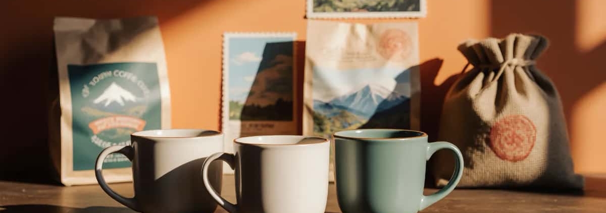 Histoires de cafés d’exception : du Blue Mountain au Bourbon, voyage au cœur des terroirs